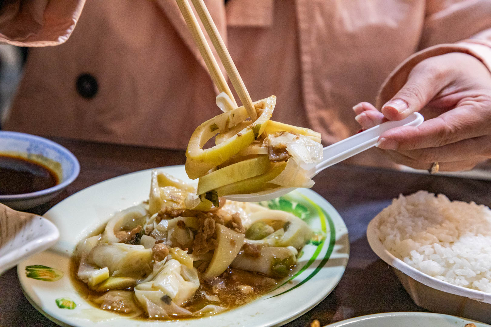 烏來美食,烏來餐廳,山地美食屋