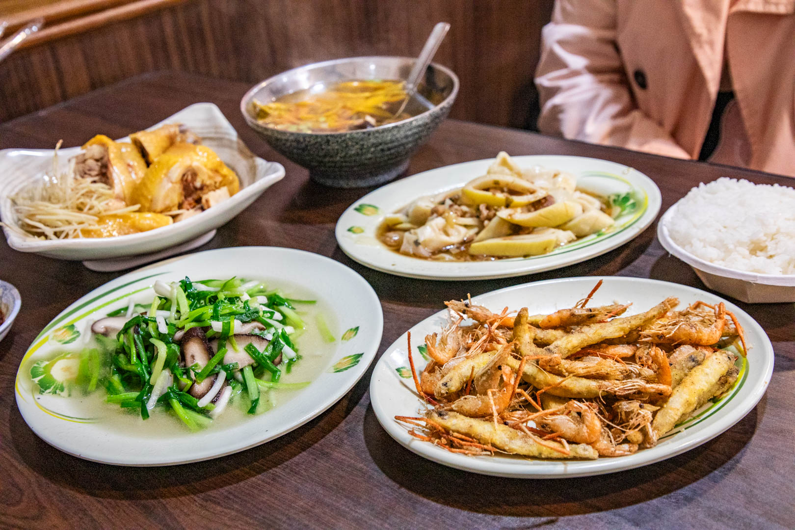 烏來美食,烏來餐廳,山地美食屋