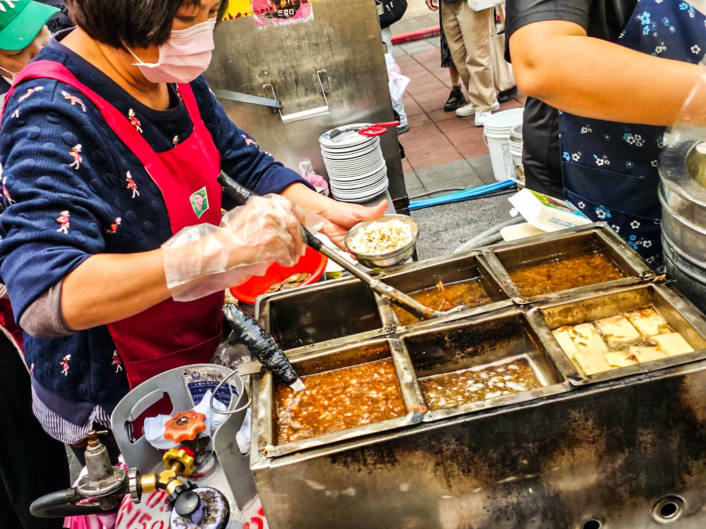寧夏夜市美食,方家雞肉飯