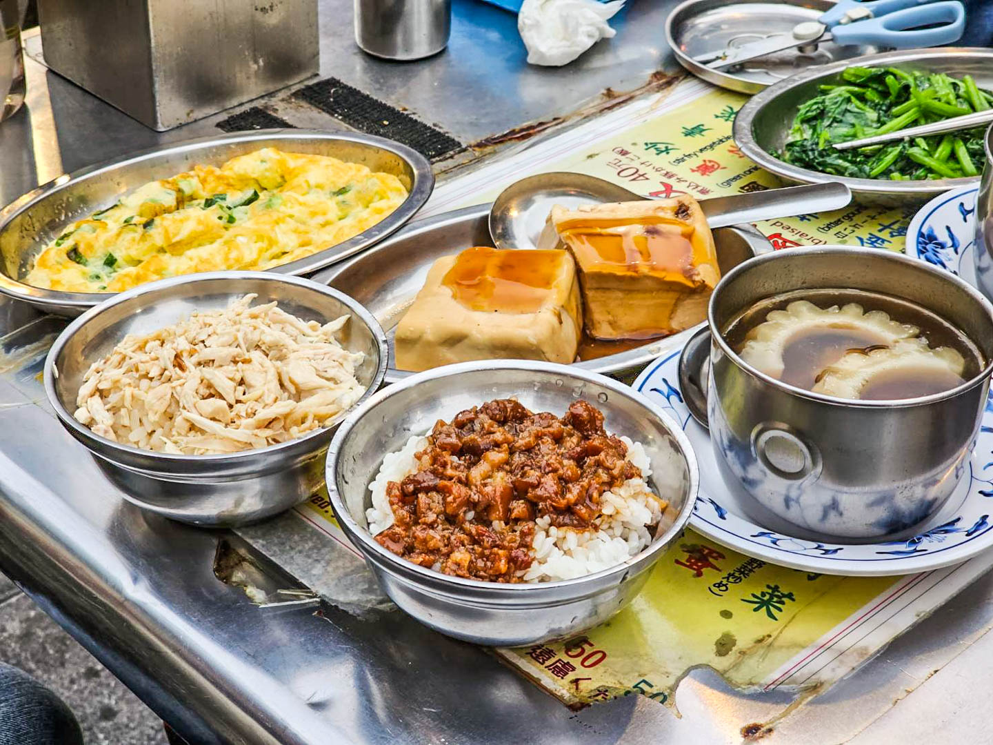 寧夏夜市美食,方家雞肉飯