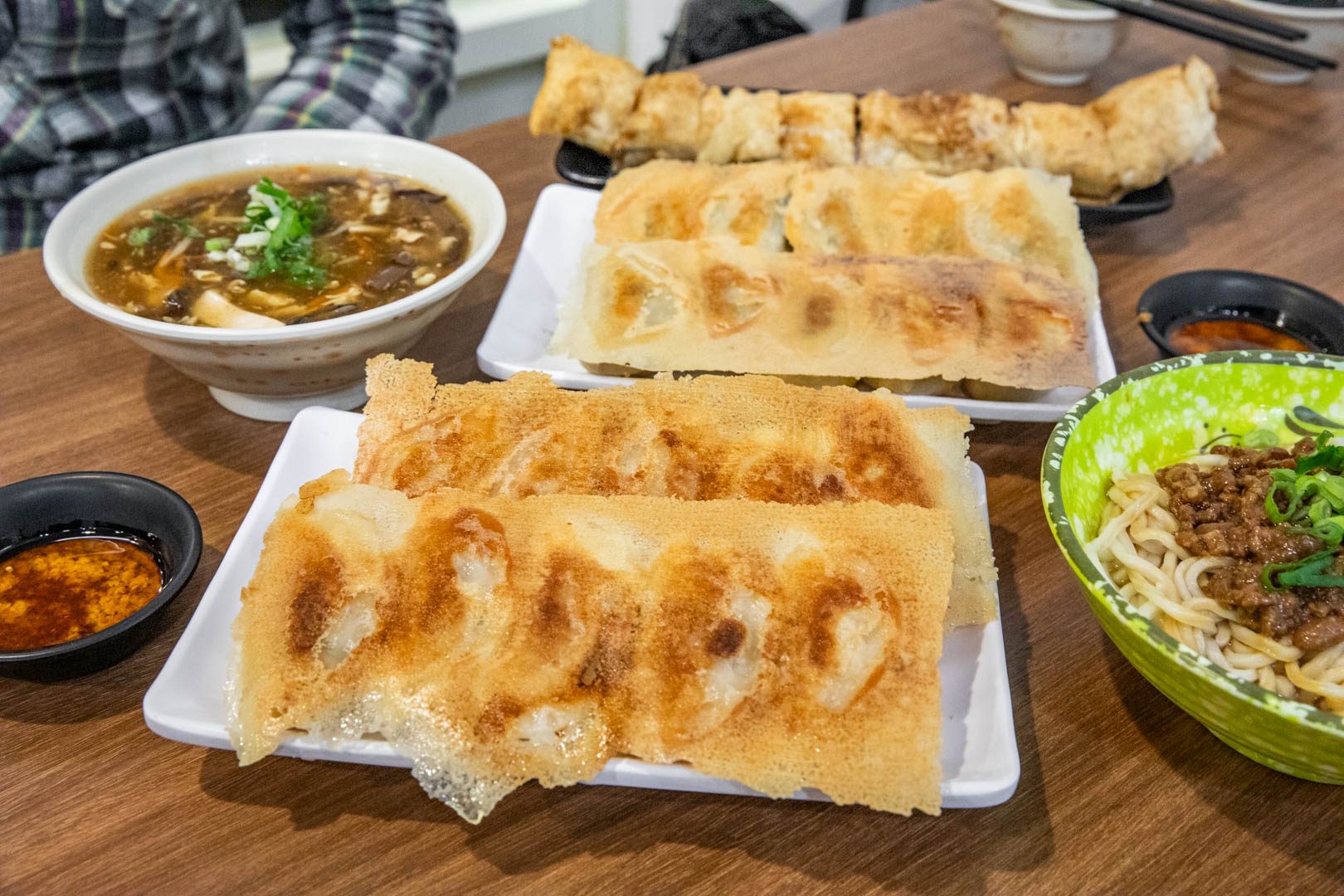 來甲餃子,桃園美食,桃園鍋貼,桃園煎餃,青埔美食 @大手牽小手。玩樂趣