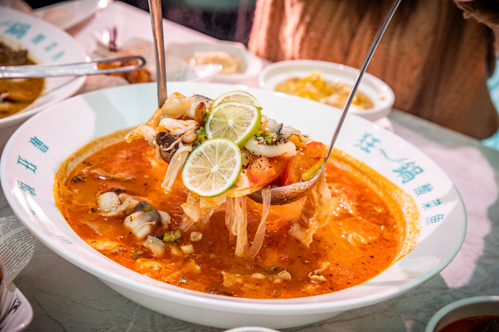 西門町酸菜魚,狂一鍋酸菜魚台北西門店