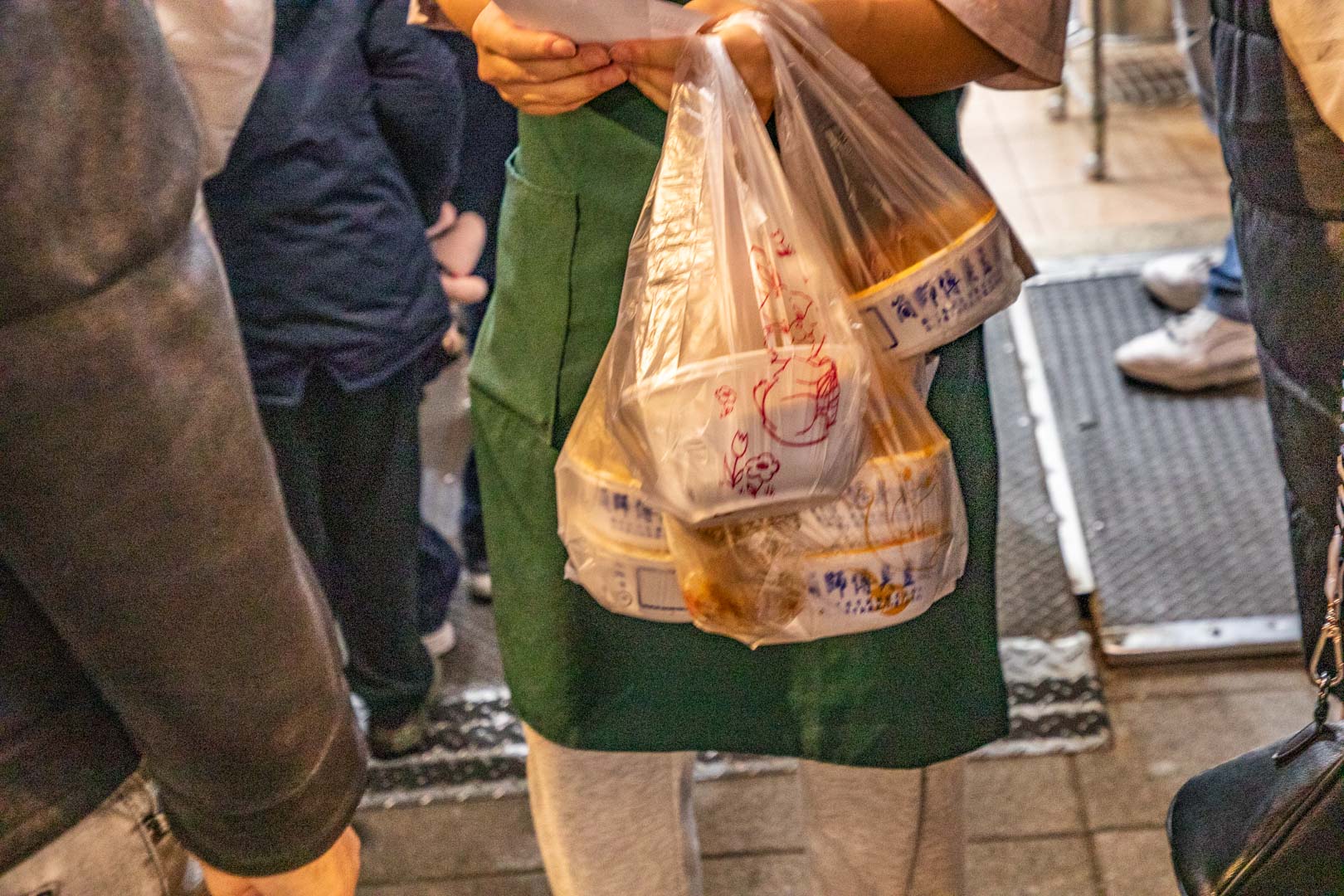 中壢夜市美食,簡師傅麻辣臭豆腐